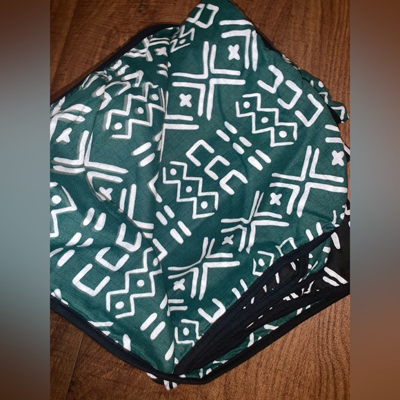 SpearmintLOVE Reversible Muslin Quilt, Forest/Black Mudcloth NWOT - Picture 4 of 4